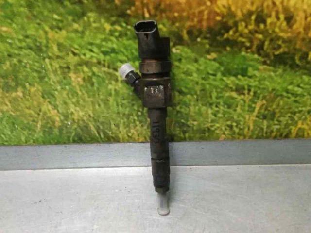 Wtryskiwacz paliwa 8200389369 RENAULT