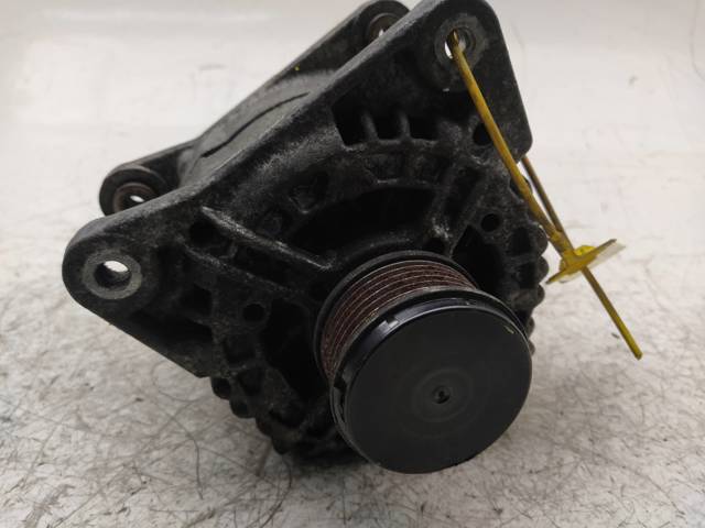 Alternator 8200390675 RENAULT