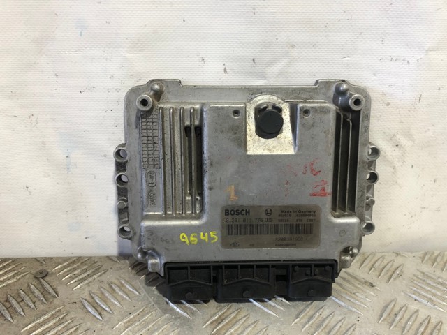 Sterownik silnika 8200391966 RENAULT