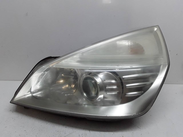 Reflektor lewy 8200394706 RENAULT