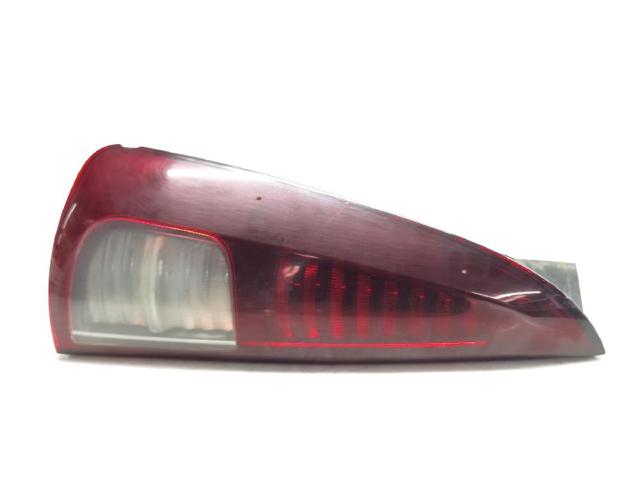 Lampa zespolona tylna lewa 8200394722 RENAULT