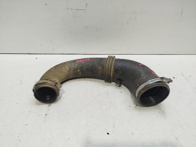 Króciec powietrza, wlot do turbiny (doładowanie) 8200396908 OPEL