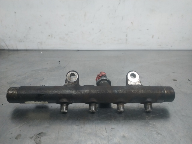 Rozdzielacz paliwa 8200397346 RENAULT