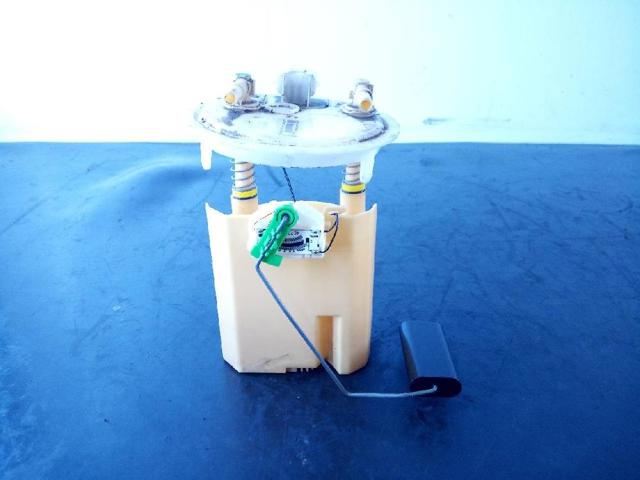 Moduł pompy paliwowej z czujnikiem poziomu paliwa 8200397677 RENAULT