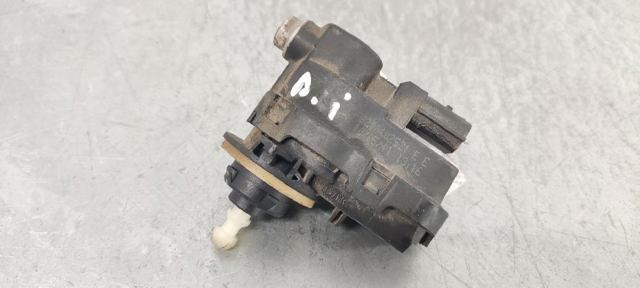 Korektor swiatel 8200402521 RENAULT