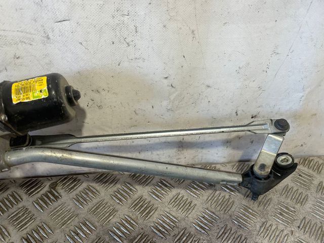 Mechanizm wycieraczek 8200409692D RENAULT