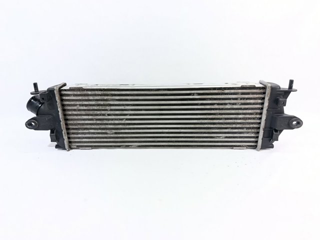 Chłodnica intercoolera 8200411160 RENAULT