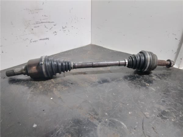 Półoś napędowa przednia lewa 8200414939 RENAULT