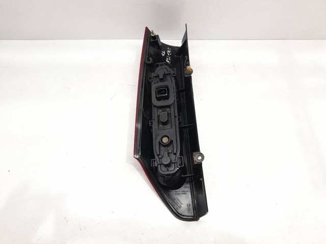 Lampa zespolona tylna prawa 8200419945 RENAULT