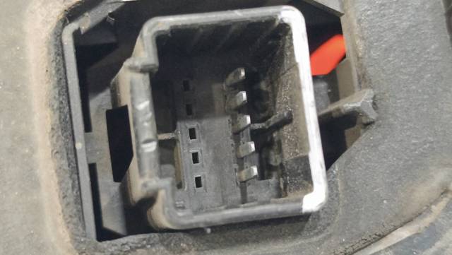 Lampa zespolona tylna prawa 8200419945 RENAULT