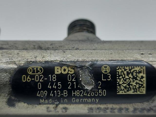 Regulator ciśnienia paliwa w listwie paliwowej 8200426552 RENAULT