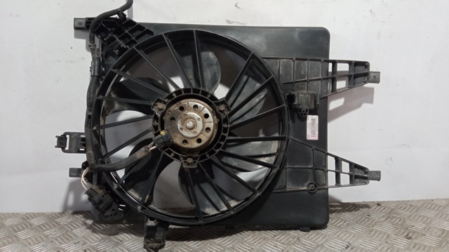 Wentylator elektryczny układu chłodzenia kompletny (silnik+wirnik) 8200427466 RENAULT