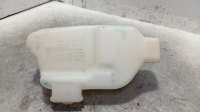 Zbiorniczek spryskiwacza szyb 8200431474 RENAULT