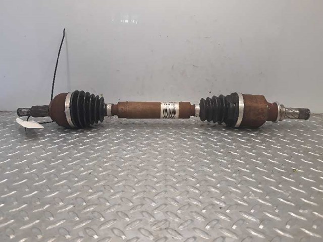 Półoś napędowa przednia lewa 8200432516 RENAULT