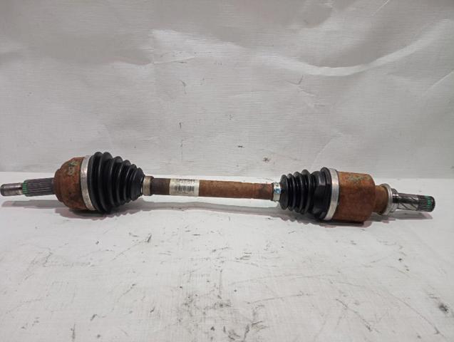 Półoś napędowa przednia lewa 8200432517 RENAULT