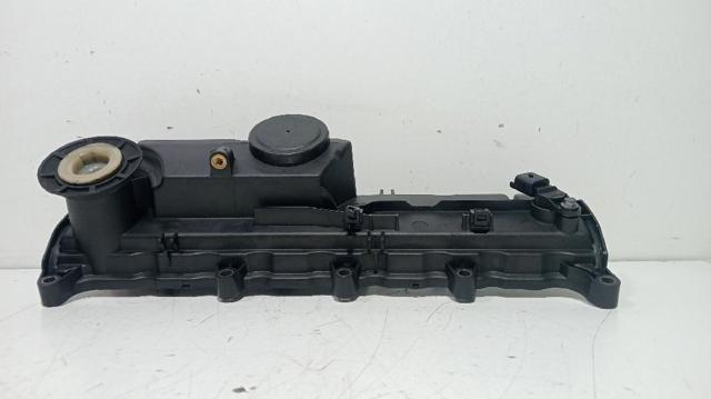 Pokrywa zaworowa 8200433603 RENAULT