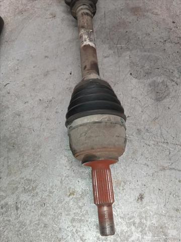 Półoś napędowa przednia prawa 8200436365 RENAULT