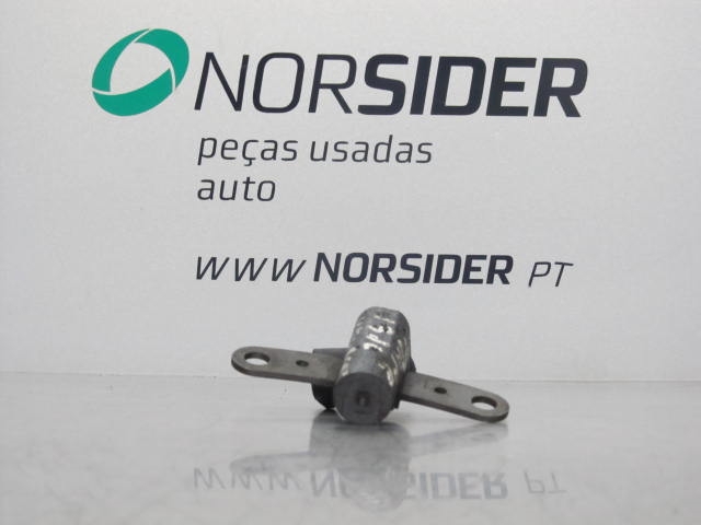 Czujnik położenia wału korbowego 8200439315 RENAULT
