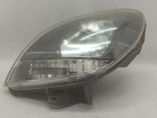 Reflektor lewy 8200444257 RENAULT