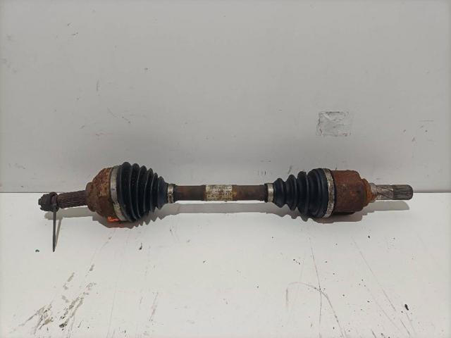 Półoś napędowa przednia lewa 8200452272 RENAULT