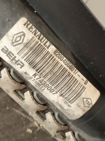 Chłodnica silnika 8200455801 RENAULT