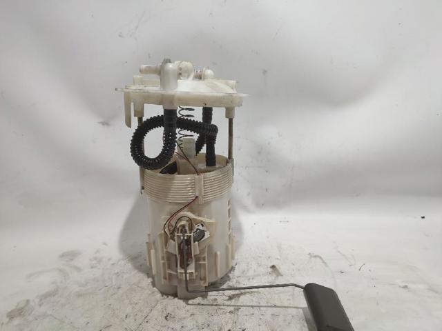 Czujnik poziomu paliwa w zbiorniku 8200465952 RENAULT