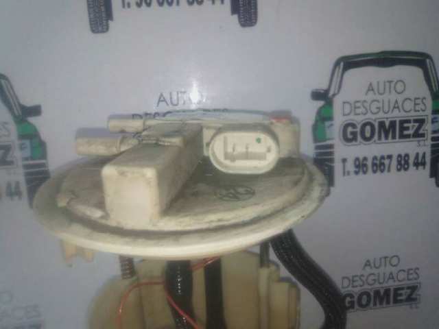 Czujnik poziomu paliwa w zbiorniku 8200465952 RENAULT