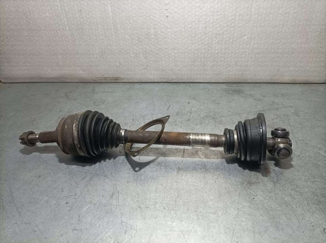 Półoś napędowa przednia lewa 8200467679 RENAULT