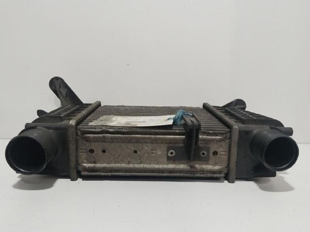 Chłodnica intercoolera 8200471885 RENAULT