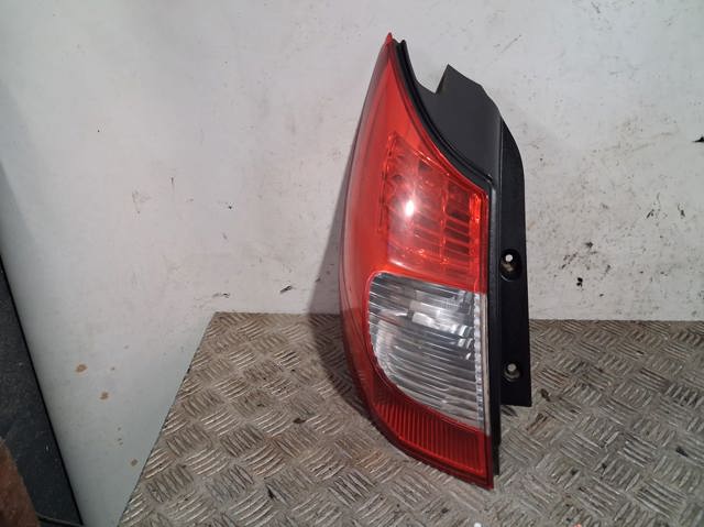 Lampa zespolona tylna lewa 8200474328A RENAULT