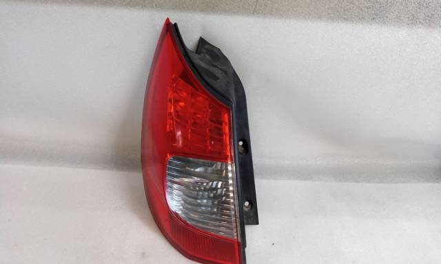Lampa zespolona tylna lewa 8200474328A RENAULT