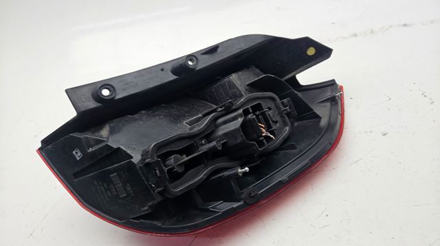 Lampa zespolona tylna lewa 8200474328A RENAULT
