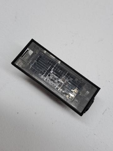 Lampa oświetlenia tylnej tablicy rejestracyjnej 8200480127 RENAULT