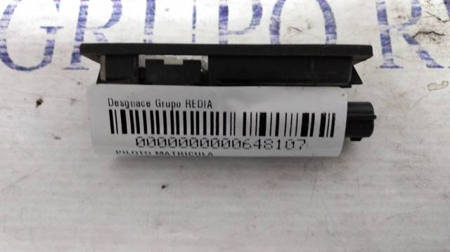 Lampa oświetlenia tylnej tablicy rejestracyjnej 8200480127 RENAULT