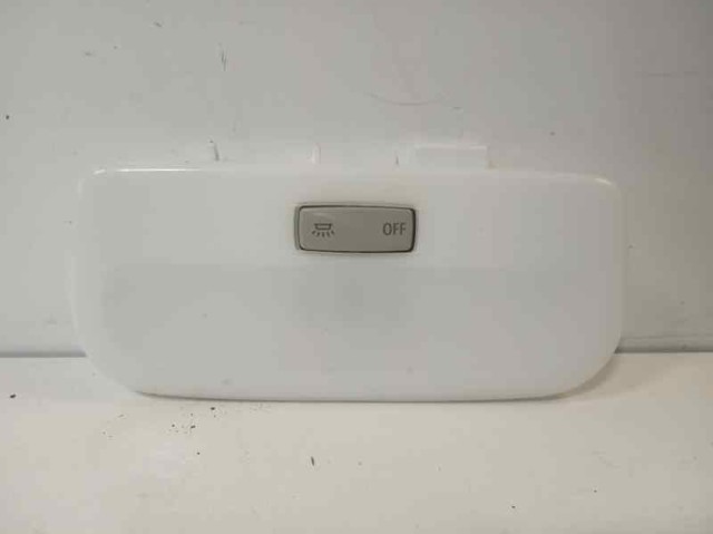 Lampa oświetlenia tylnej tablicy rejestracyjnej 8200480127 RENAULT