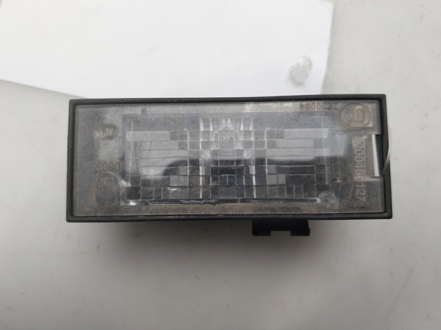 Lampa oświetlenia tylnej tablicy rejestracyjnej 8200480127 RENAULT