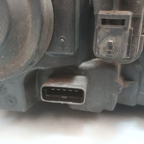 Reflektor lewy 8200481196 RENAULT