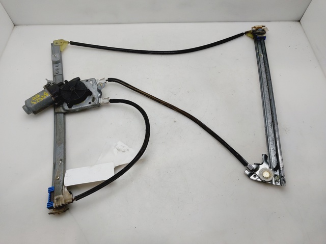 Mechanizm podnoszenia szyby drzwi przednich lewych 8200485195 RENAULT