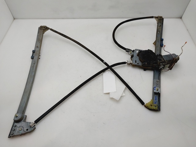 Mechanizm podnoszenia szyby drzwi przednich lewych 8200485195 RENAULT