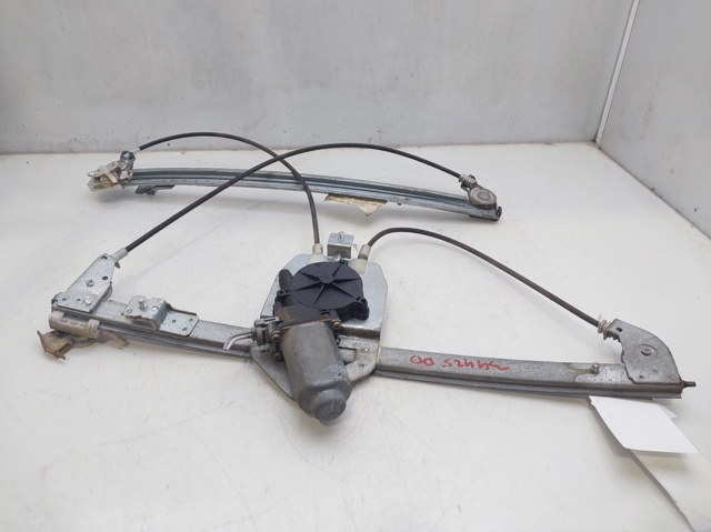 Mechanizm podnoszenia szyby drzwi przednich lewych 8200485195 RENAULT