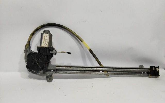 Mechanizm podnoszenia szyby drzwi tylnych lewych 8200485201 RENAULT