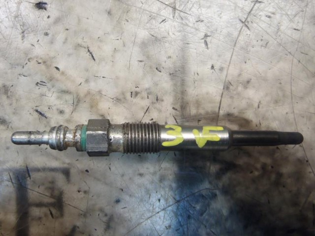 Świeca żarowa 8200490950 RENAULT