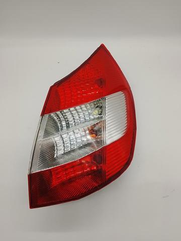 Lampa zespolona tylna prawa 8200493375 RENAULT