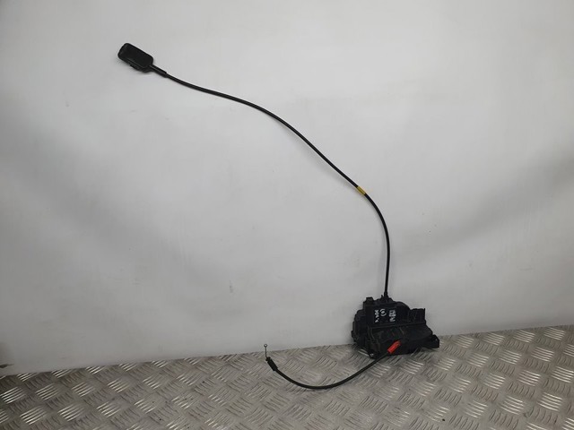 Zamek drzwi przednich prawych 8200497604 MERCEDES