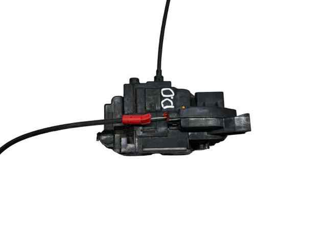 Zamek drzwi przednich prawych 8200497604 RENAULT