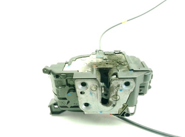 Zamek drzwi przednich prawych 8200497604 RENAULT