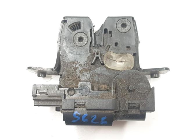 Zamek klapy bagażnika (3/5 drzwi tylnych) 8200497798B RENAULT