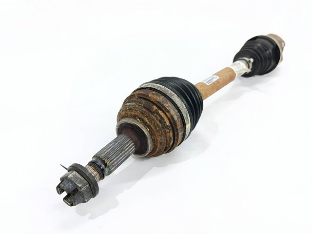Półoś napędowa przednia lewa 8200499585 RENAULT