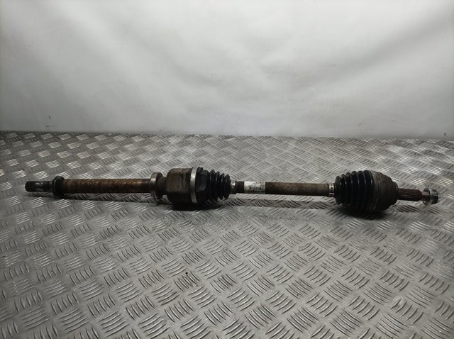8200499586 Renault (RVI)