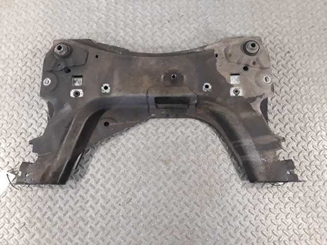 Tuleja belki Nissan Micra